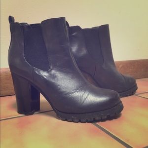 Chinese laundry boots